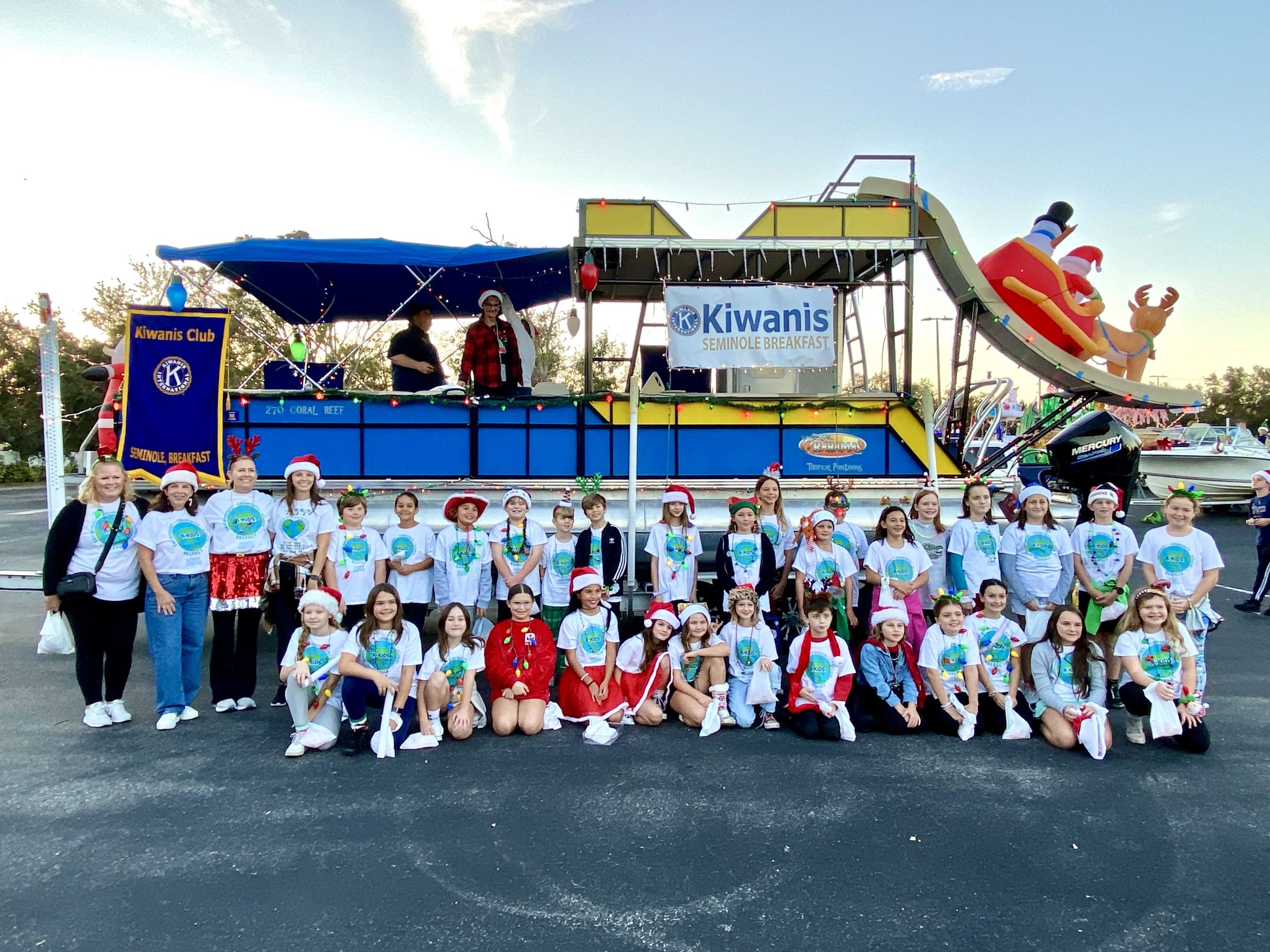 Oakhurst Elementary K-Kids in the 2024 Seminole Waterless Boat Parade